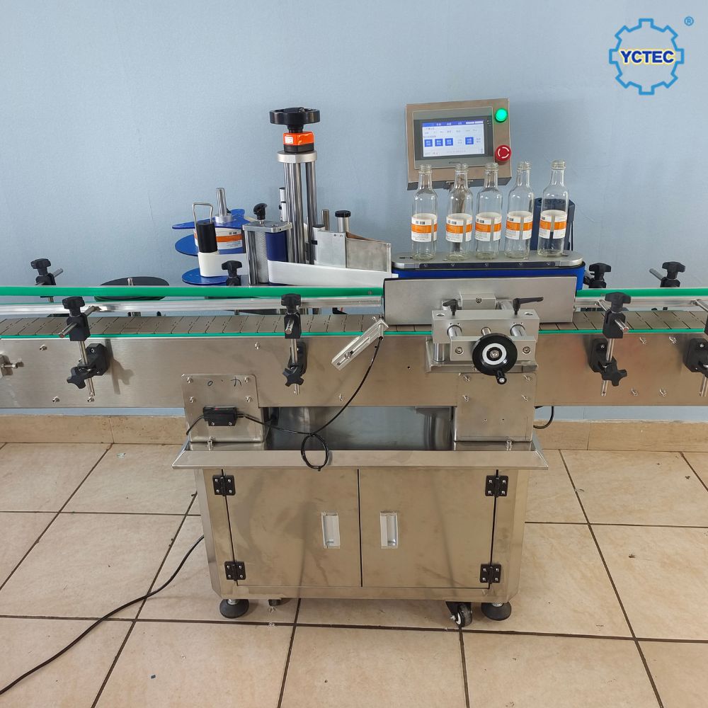YCT-211 Rotary Round Bottle Labeling Machine (8).jpg