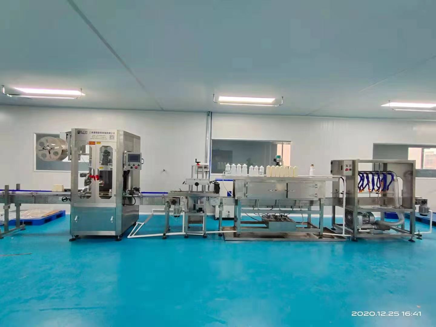 YCT-100 Automatic Shrink Sleeve Labeling Machine (1).jpg