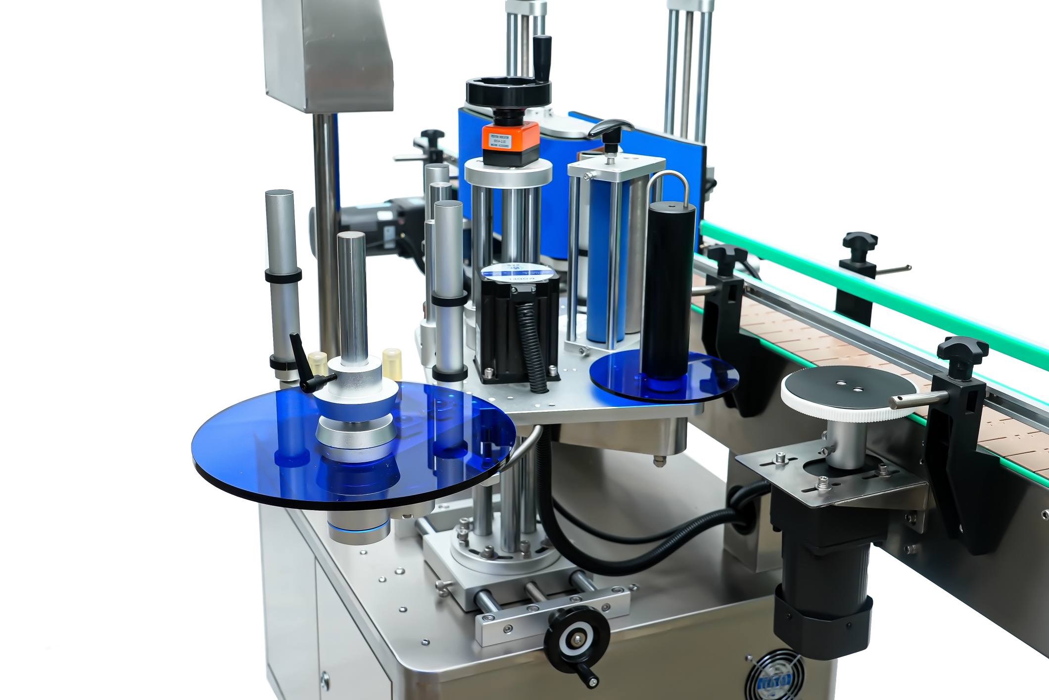 YCT-601 Fully Automatic Rolling Labeling Machine for Cylindrical & Conical Bottles