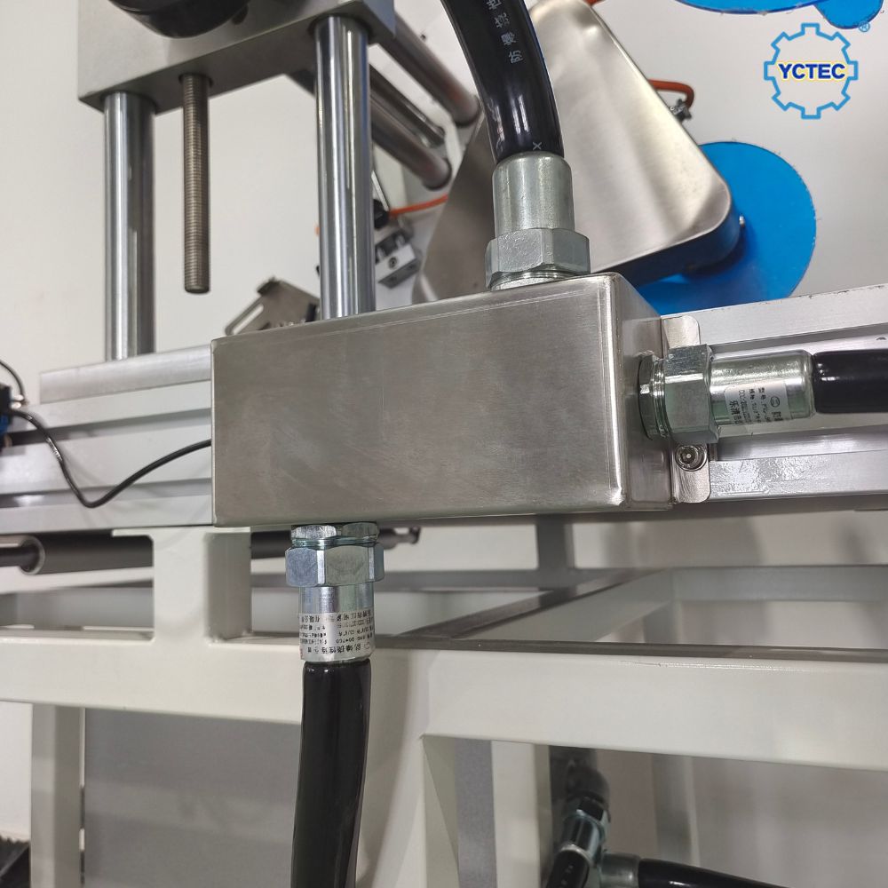 YCT-117 Explosion-Proof Lifting Flat Labeling Machine (15).jpg