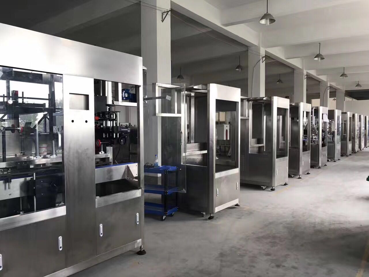 400 BPM Shrink Sleeve Labeling Machine YCT-400 (1).jpg